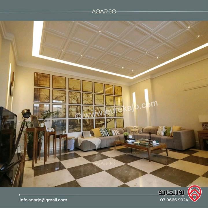 فيلا فاخرة مساحة 850م على أرض 1 دونم و 20م للبيع في طريق المطار 
