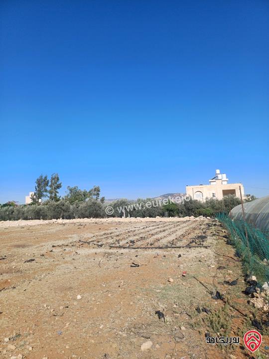 قطع أراضي مساحات من 700م² إلى 760م² للبيع بأسعار مميزة ومنافسة من المالك مباشرة في عمان - موبص 