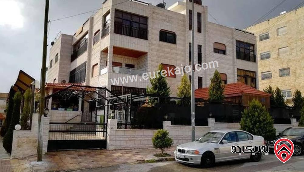 شقة مساحة 215م طابق اول للبيع في ضاحية الرشيد