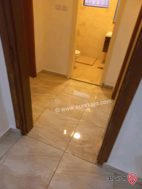 شقة أرضية مساحة 156م داخلي و 50م خارجي للايجار في عمان - تلاع العلي 