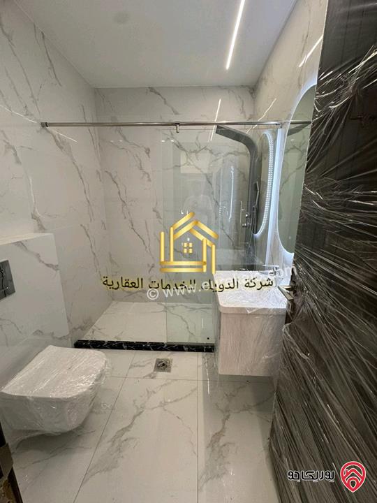 شقة جديدة لم تسكن بعد مساحة 185م طابق ثاني للايجار في عمان - ضاحية الرشيد