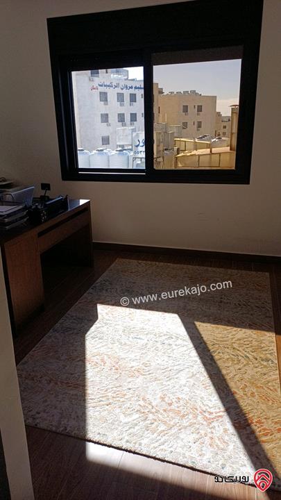 شقة طابق أخير مع روف دوبلكس مساحة 350م للبيع في عمان - خلدا قرب مدارس ساندس 