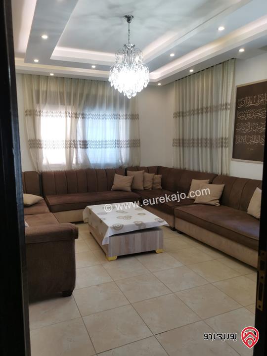 بيت مستقل مساحة 485م على أرض 300م للبيع في عمان - جاوا  