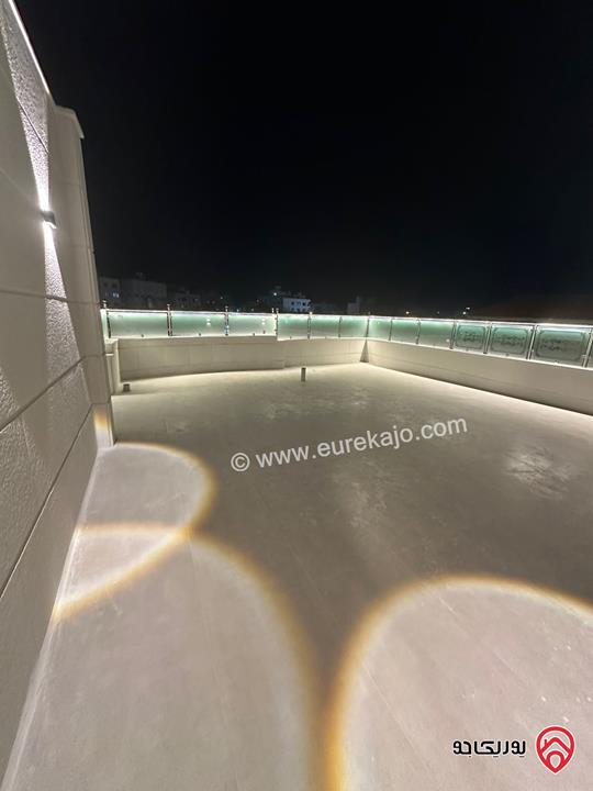 شقة مميزة طابق ثالث مع روف دوبلكس مساحة 198م مع ترس واسع 60م بمدخل مستقل للبيع في عمان - شفا بدران/ ابو نصير، دوار البحرية