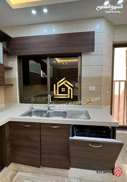 شقة سوبر ديلوكس مساحة 220م طابق ثاني للايجار في عمان - دير غبار 