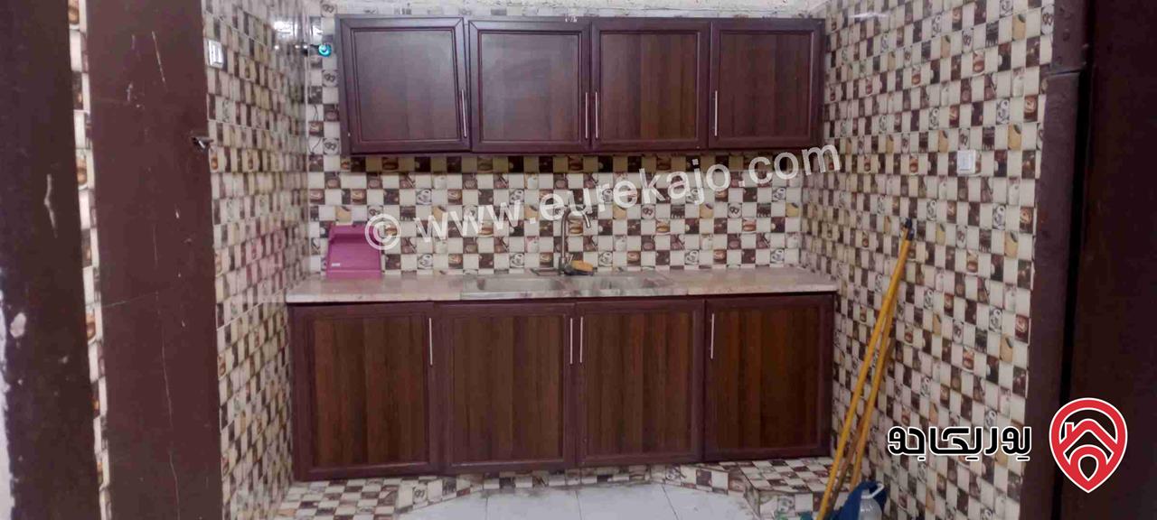 عمارة مكونة من 3 طوابق للايجار او للبيع في الزرقاء - الغويرية نهاية شارع الجزائر
