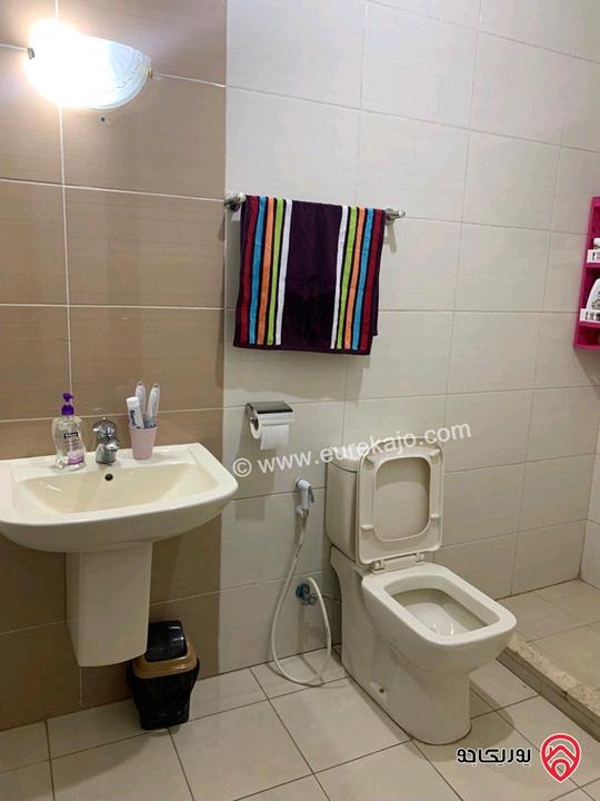 شقة مؤجرة طابق أول مساحة 105م للبيع في عمان - تلاع العلي 