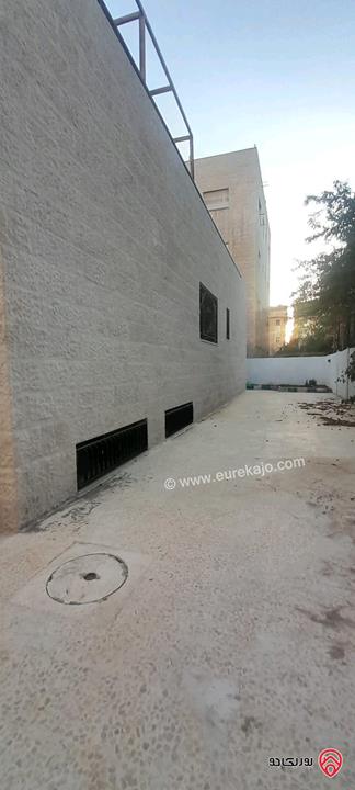 فيلا فارغة مساحة 350م للإيجار في عمان - ام السماق 