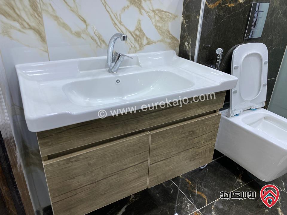 شقق تسوية مساحة 183م داخلي وخارخي 110م  للبيع في عمان - المقابلين