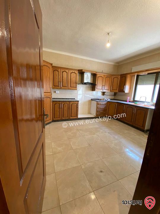 شقة مميزة مساحة 182م للبيع في عمان - مرج الحمام 