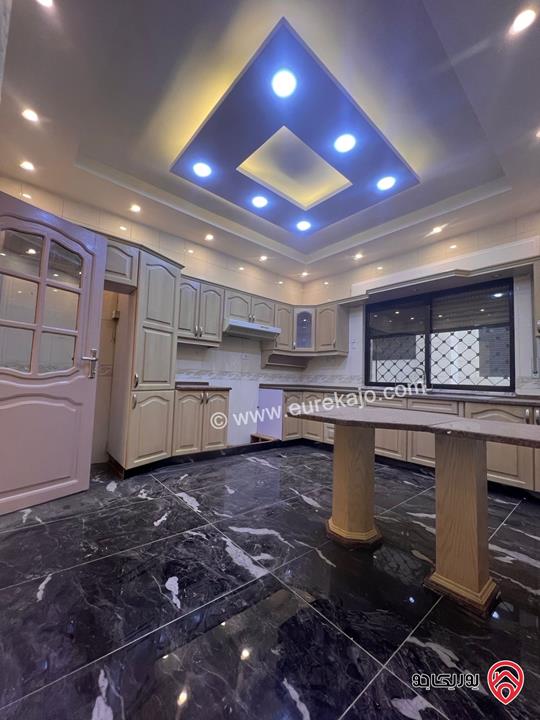 شقة لم تسكن مساحة 300م طابق أول للايجار في عمان - ضاحية الأمير راشد