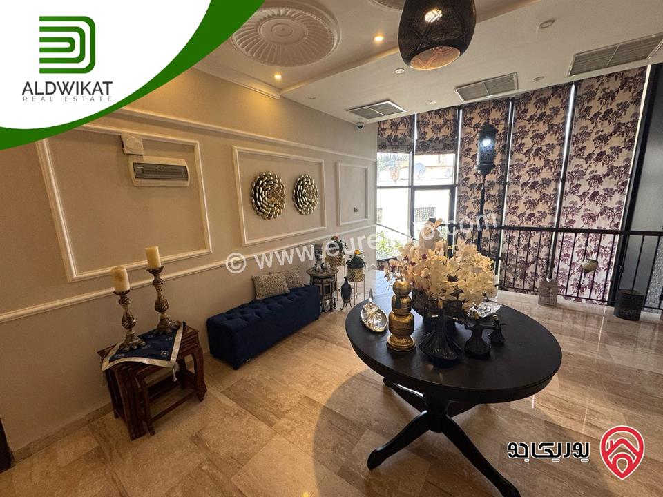 فيلا مستقلة للبيع في عمان - دابوق/ الفردوس مساحة البناء 940م ومساحة الارض 850م ومساحة الحديقة 400م والترس 50م
