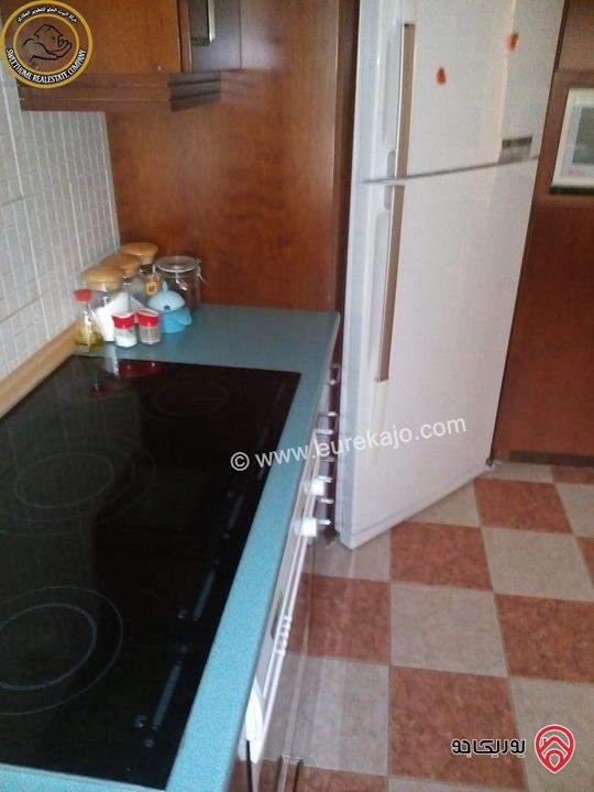 شقة أرضية مفروشة مميزة للبيع في عمان - دير غبار 200م مع ترس40م بسعر مغري