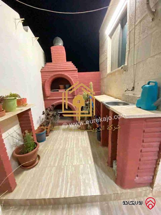 روف طابق رابع مساحة 200م داخلي 40م خارجي للايجار في عمان - دير غبار 