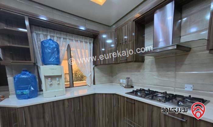 شقة مفروشة طابق اول مساحة 220م للايجار في عمان - ام السماق 