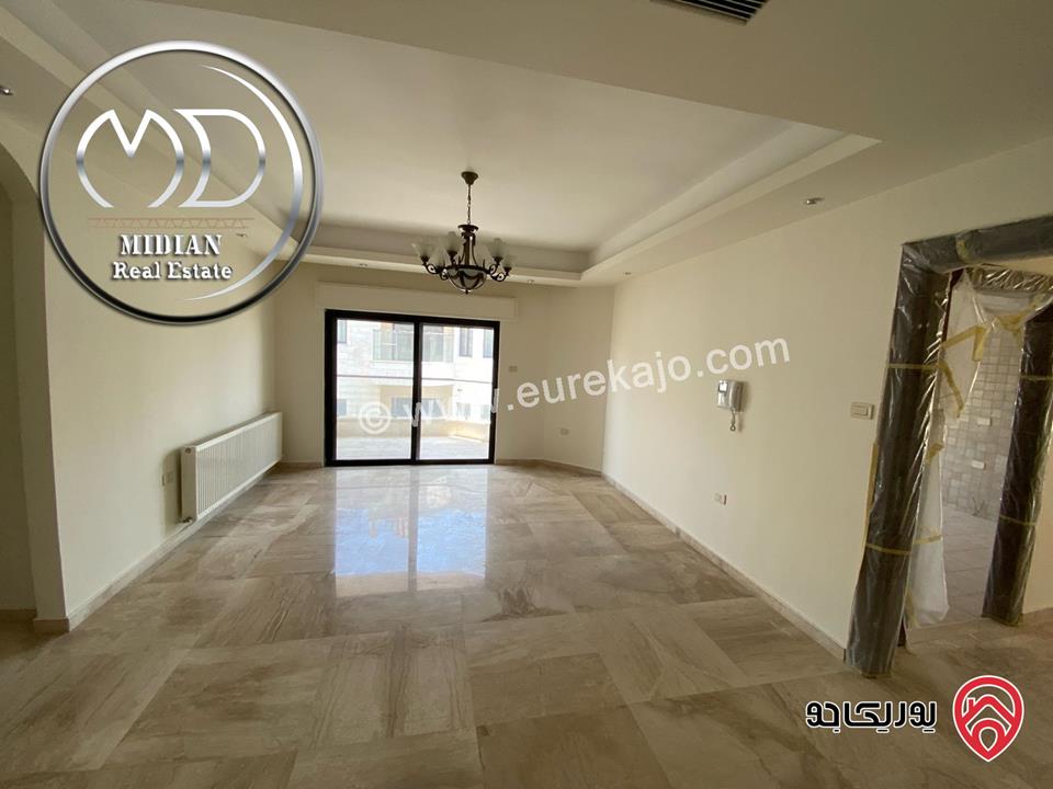 شقق جديدة للبيع في عمان - دير غبار مساحات 230م 4 نوم تشطيبات و ديكورات سوبر ديلوكس اطلالة جميلة بسعر مميز جداً