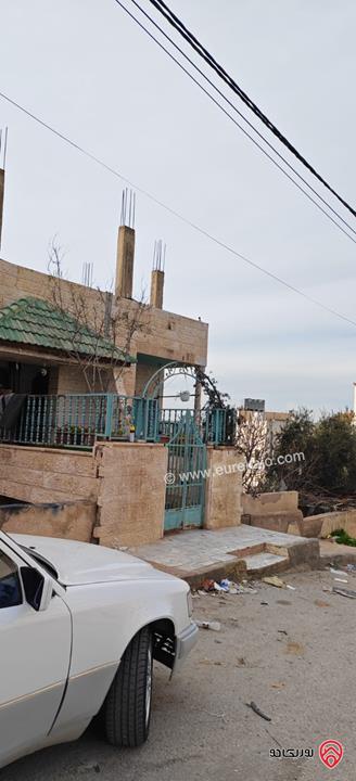 بيت مستقل مساحة 550م على أرض 1219م للبيع في عمان - عين الباشا 