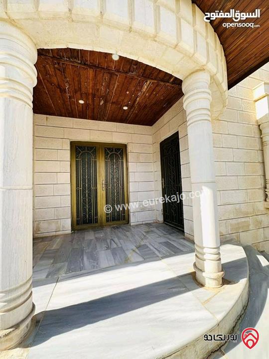 منزل مستقل مساحة 190م على أرض 400م للبيع في الزرقاء - مدينة الشرق 