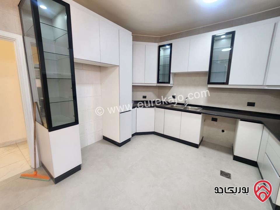 شقة مساحة 166م طابق ثاني للبيع في عمان – الرابية