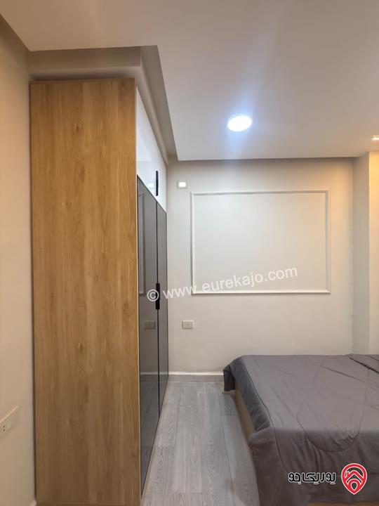 شقة استثمارية 126م فيها 4 استديوهات بحمام و مطبخ لكل استديو للبيع في عمان - الجبيهة جانب الجامعة الاردنية  