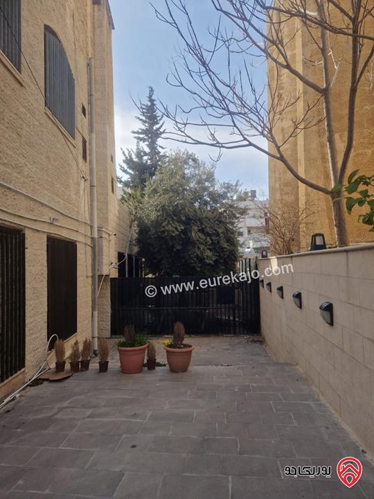 شقة طابقية مساحة 176م للبيع بسعر مغري جدا في عمان - عبدون الشمالي