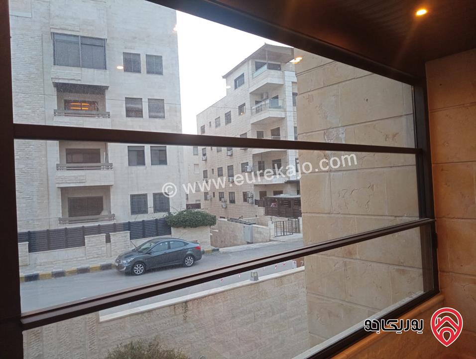 شقة طابق أرضي معلق مساحة 250م للبيع مفروشة في عمان - ضاحية النخيل 