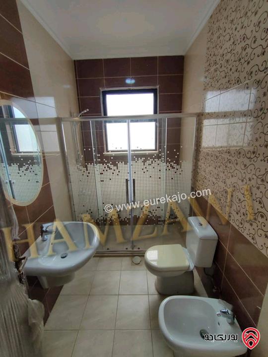 شقة سوبر ديلوكس طابق ثالث دوبلكس مساحة 215م للايجار في عمان - البنيات طريق المطار 