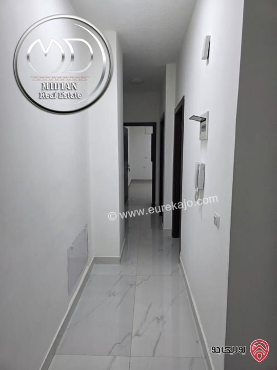 شقة ارضية فارغة للايجار في عمان - تلاع العلي مساحة 125م مع ترس 40م سوبر ديلوكس تصلح للعرسان بسعر مميز 