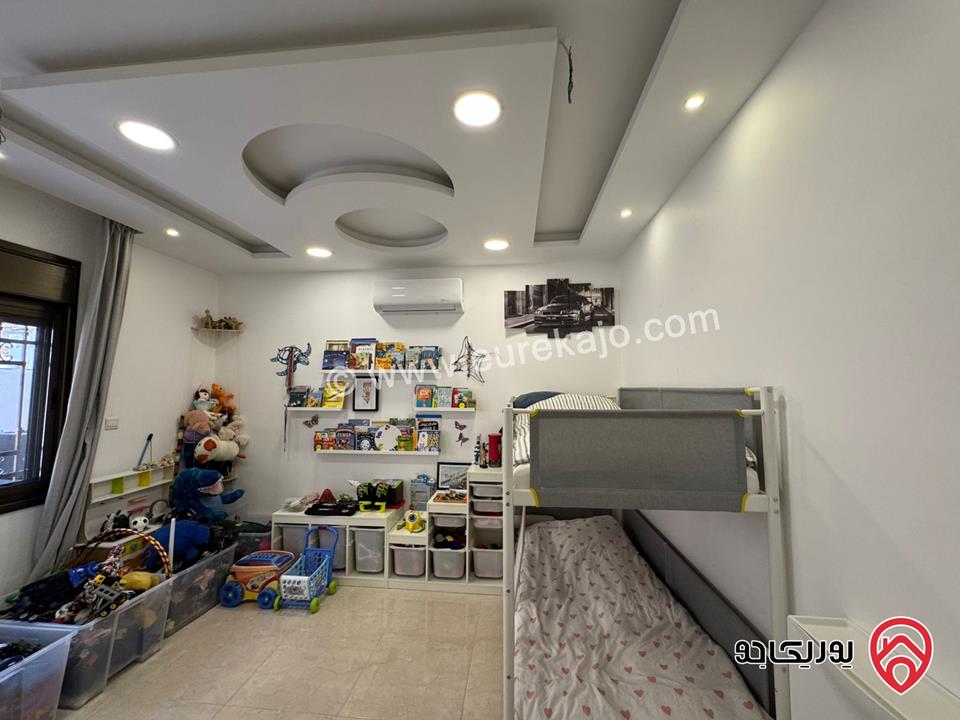 شقة أرضية مميزة مساحة 162م داخلي و 280م خارجي للبيع المنطقة الخامسة / العقبة