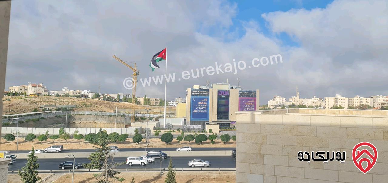 شقة مفروشة طابق ثالث مساحة 127م للبيع في عمان - على شارع المطار مباشرة