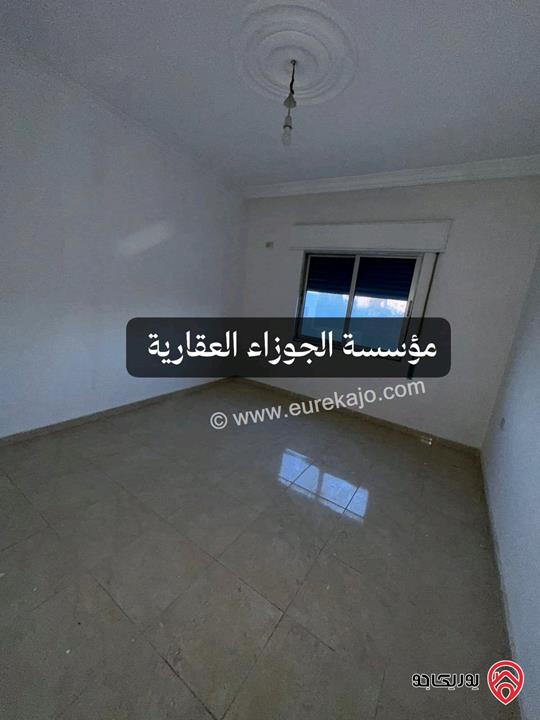 3 شقق فارغات مساحة كل شقة 125م طابق أول / ثاني للايجار في نفس العمارة في عمان - ضاحية الحاج حسن منطقة شارع الاذاعة