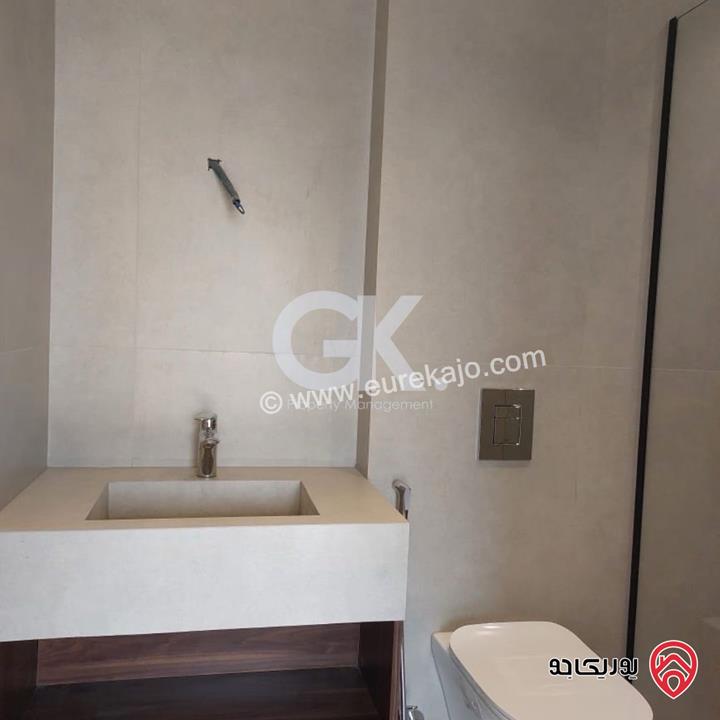 شقة مساحة 290م طابق أول للبيع في عمان - الظهير