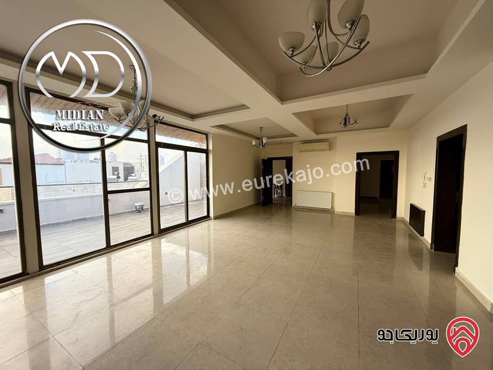 رووف فارغ للايجار في عمان - ام السماق مساحة 120م مع ترس 50م تشطيبات سوبر ديلوكس اطلالة جميلة بسعر مميز