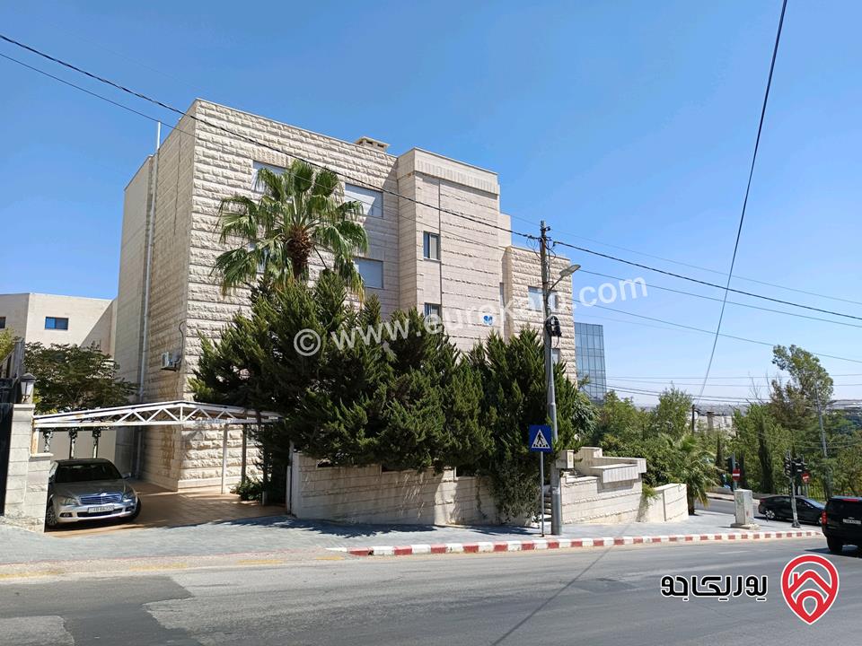 عمارة على أرض 800م للبيع في عمان - الدوار الرابع بأول شارع مستشفى الخالدي 
