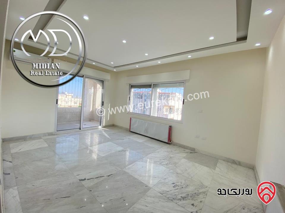 شقق فارغة للايجار في عمان - الرابية مساحات 180م تشطيبات و ديكورات عصرية فاخرة اطلالة جميلة بسعر مميز