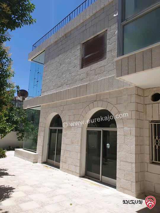 فيلا مستقلة ومجددة بالكامل مساحة 800م على ارض 839م للبيع في عمان - الشميساني