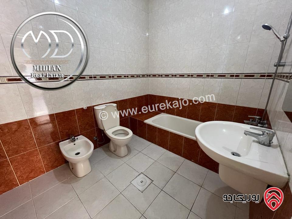 شقة مساحة 170م طابق ثالث للبيع في عمان - ام اذينة تصلح للاستثمار بسعر مميز جداً