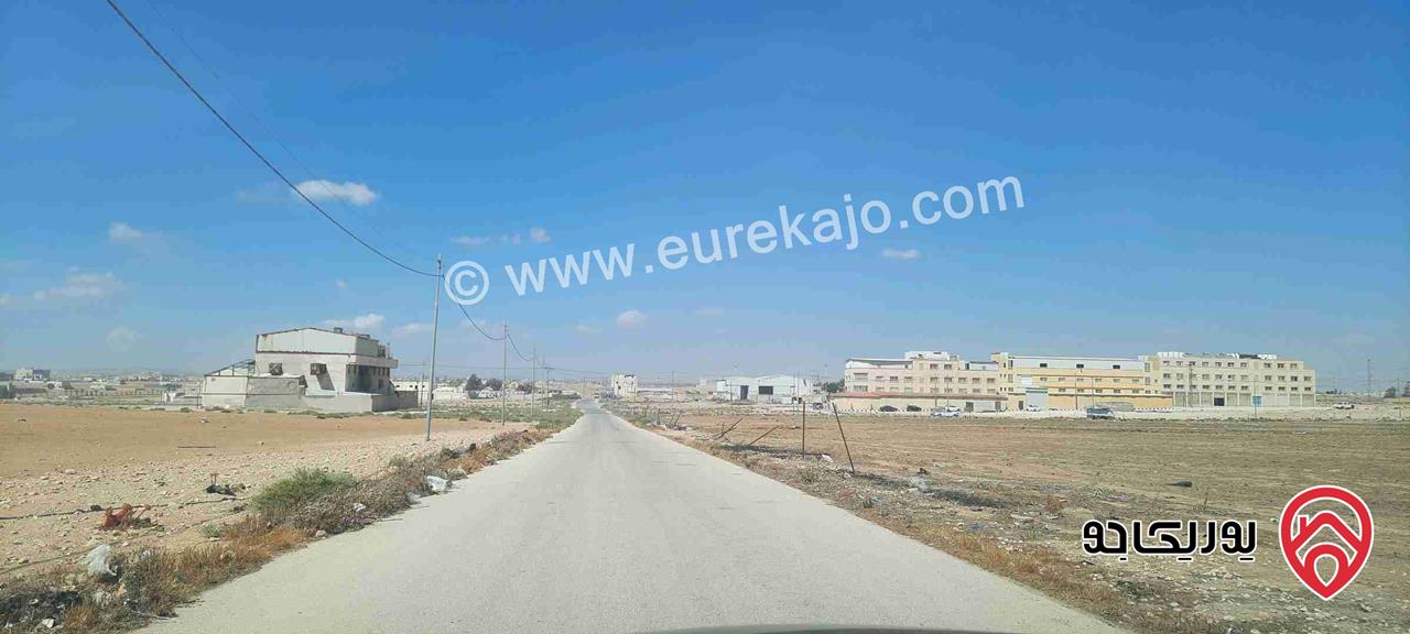 ارض مساحة 850م للبيع في عمان - الجيزة صناعات خفيفة قرب مبنى البلدية الجديد 