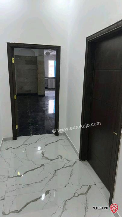 شقتين عدد 2 طابق ثاني سوبر ديلوكس مساحة 154م لكل شقة للبيع في المفرق 