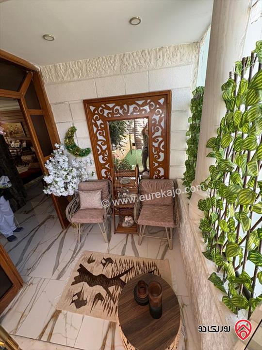 شقة مميزة شبه ارضية مساحة 197م داخلي و 150م خارجي للبيع في عمان - مرج الحمام / الطبقة