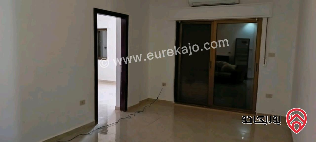 شقة طابق ثالث مساحة 160م للبيع في عمان - البايدر