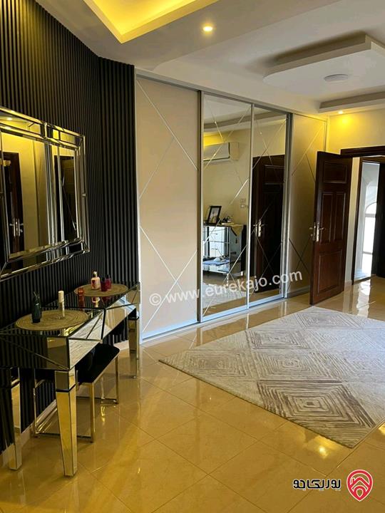 فيلا مستقلة مساحة 835م على أرض 511م للبيع في عمان - ضاحية الرشيد 