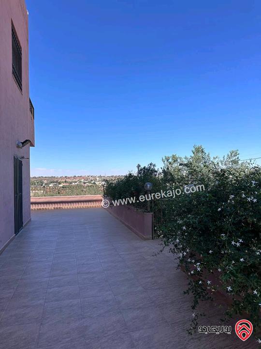 مزرعة مساحة الأرض 4 دونم و البناء 280م للبيع في السلط - الصبيحي