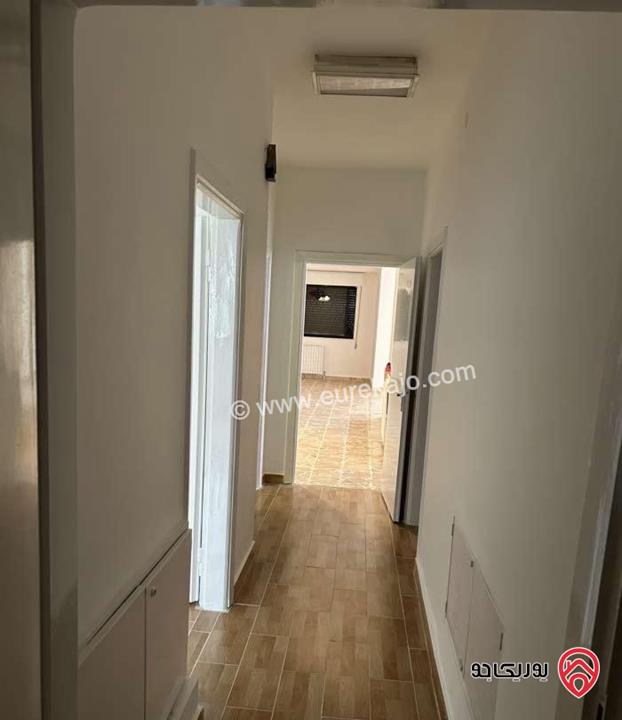 شقة فارغة طابق اول مساحة 170م للإيجار في عمان - السابع