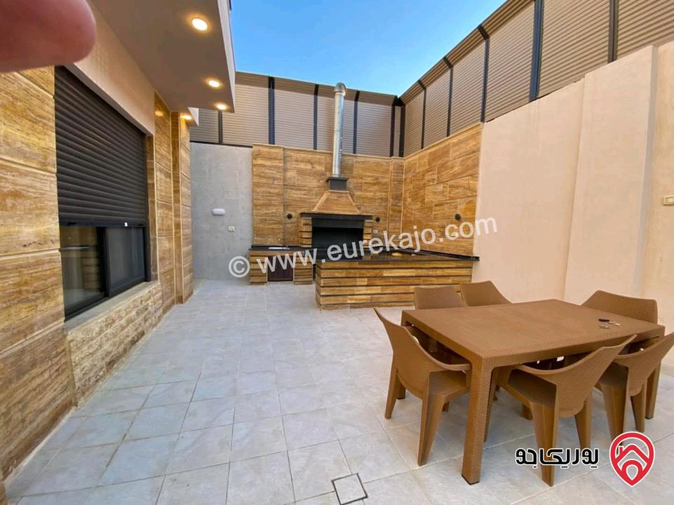 مزرعة مساحة الأرض 570م والبناء 274م للبيع في البحر الميت - الراما بجانب كازية المناصير الشارع الرئيسي تقريبا