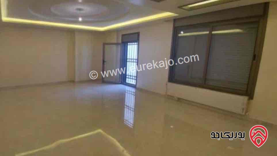 شقة أرضية مساحة 200م للبيع او للايجار في عمان - خلدا