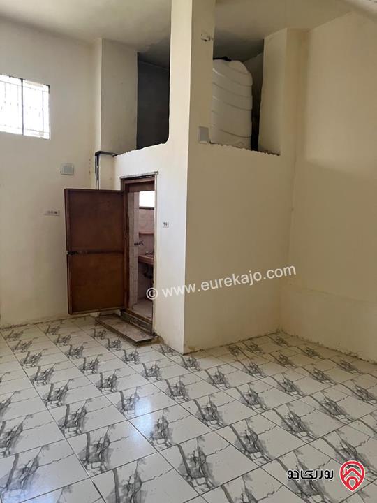 مخزن تجاري مساحة 60م للايجار في عمان - جبل عمان شارع الامير محمد 