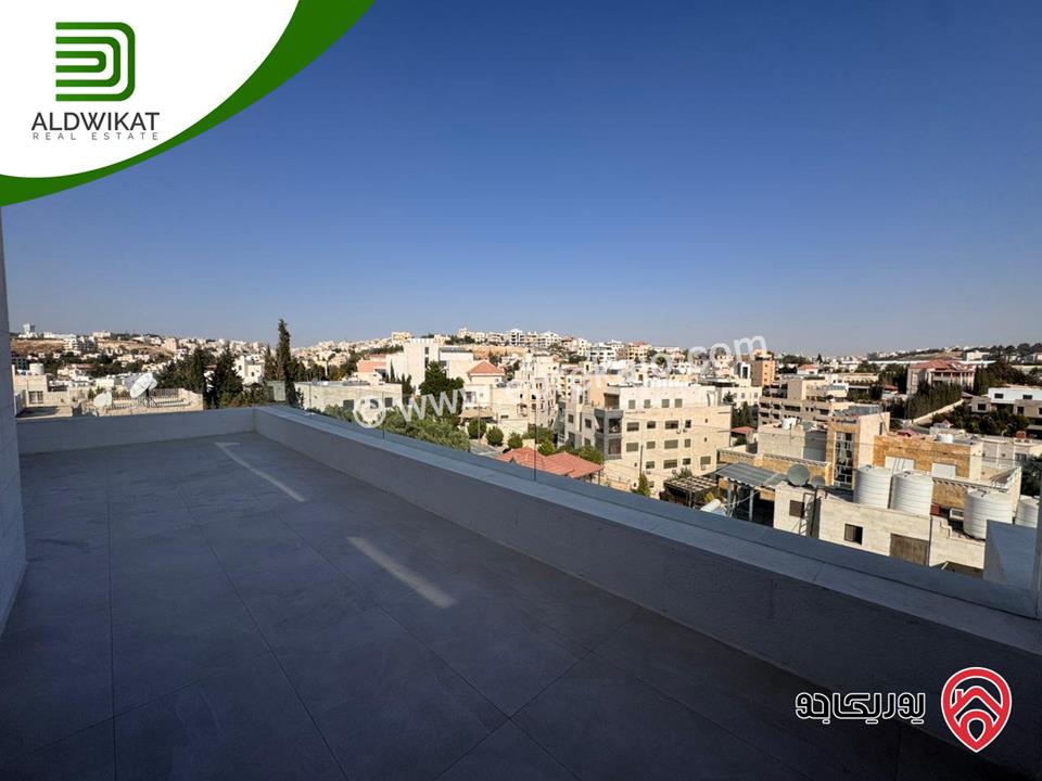 فيلا متلاصقة للبيع في عمان - دابوق مساحة الارض 500م ، البناء 780م ، الحديقة 50م والترس 150م