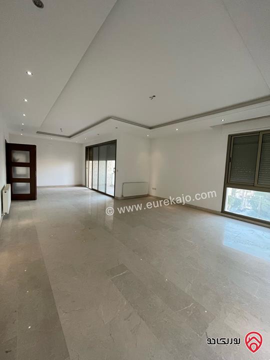 شقة سوبر ديلوكس مساحة 240م طابق ثاني للإيجار في عمان - الكرسي