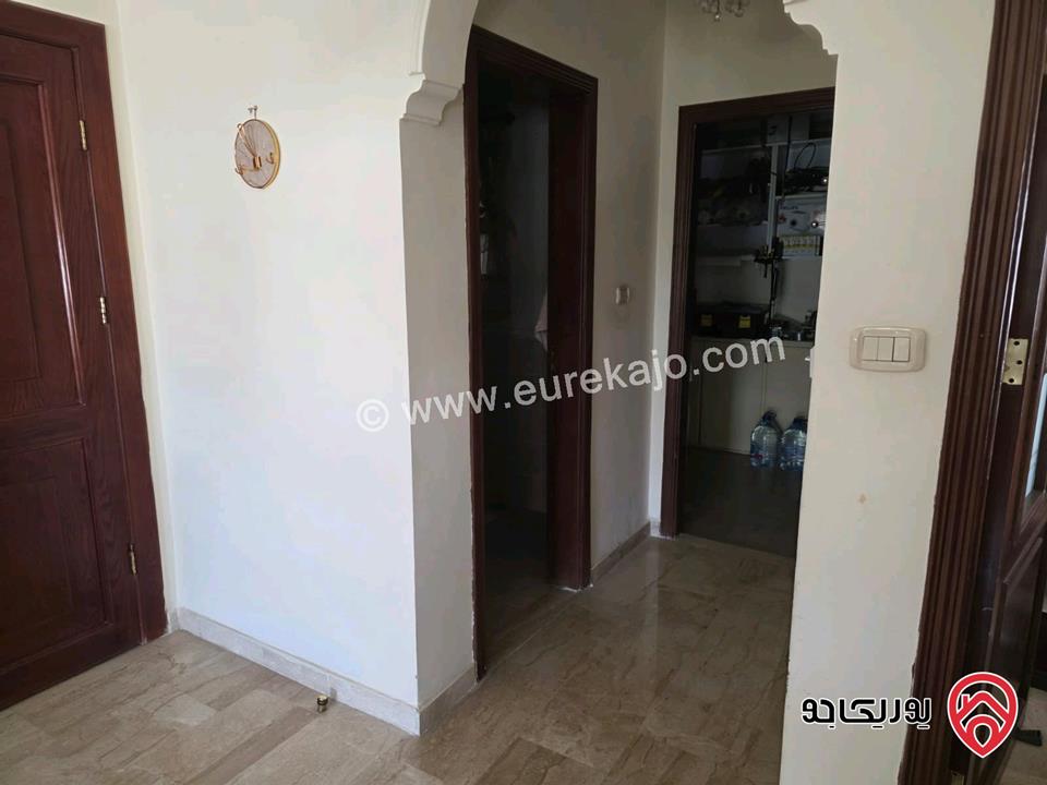 شقة فاخرة مفروشة مساحة 180م طابق ثالث للبيع في عمان - خلدا